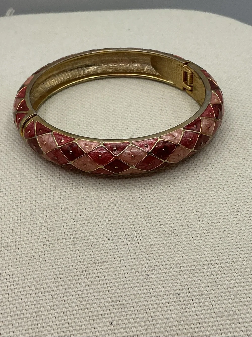 Gold-Tone Pink Red Diamond-Pattern Bangle